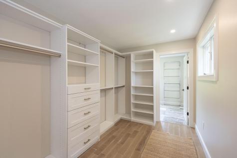 4 Leslie Street Falmouth MA 02543