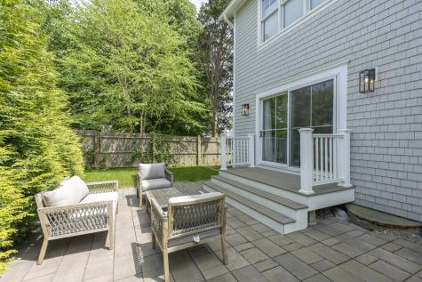 4 Leslie Street Falmouth MA 02543