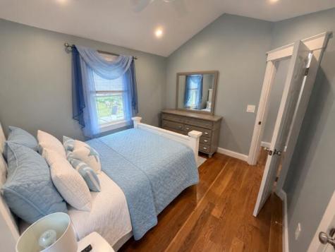 85 Cayuga Avenue Mashpee MA 02649