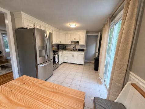 85 Cayuga Avenue Mashpee MA 02649