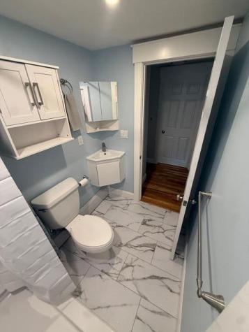 85 Cayuga Avenue Mashpee MA 02649