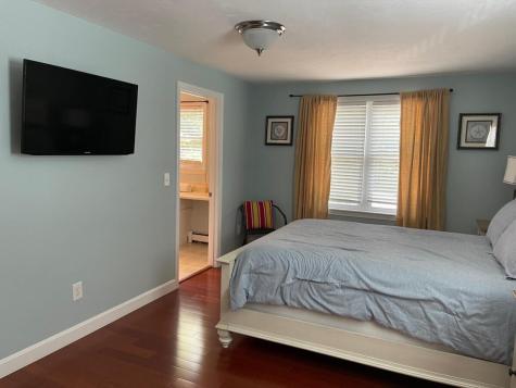 9 James Circle Mashpee MA 02649