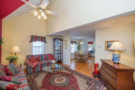 28 Quashnet Woods Drive Mashpee MA 02649
