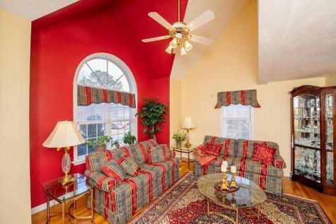 28 Quashnet Woods Drive Mashpee MA 02649