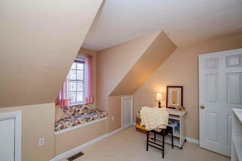 28 Quashnet Woods Drive Mashpee MA 02649