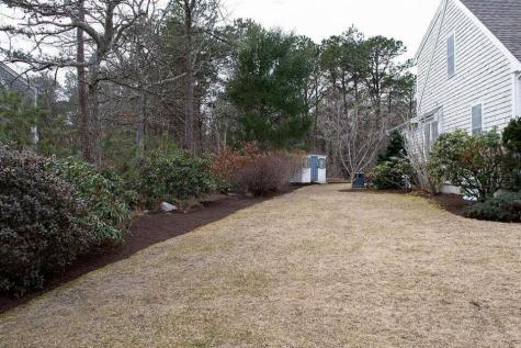 28 Quashnet Woods Drive Mashpee MA 02649