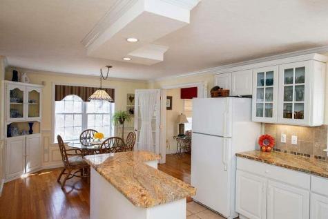 28 Quashnet Woods Drive Mashpee MA 02649