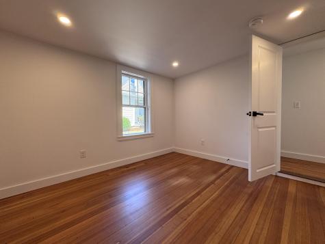 27 Pleasant Street Barnstable MA 02601