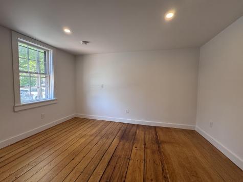 27 Pleasant Street Barnstable MA 02601