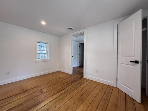 27 Pleasant Street Barnstable MA 02601