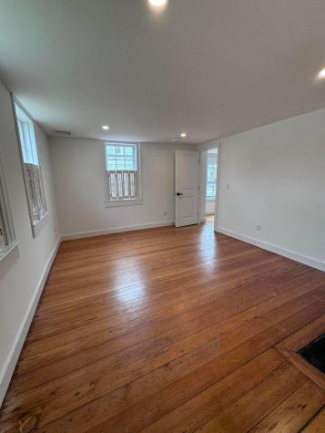 27 Pleasant Street Barnstable MA 02601