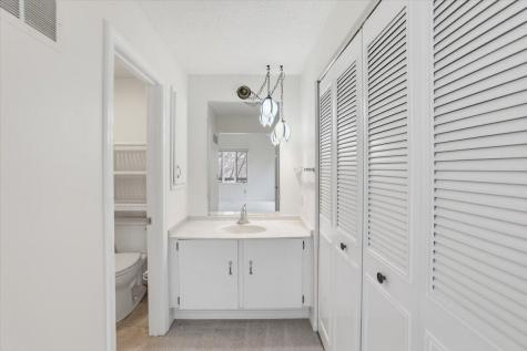 263 Seaward Falmouth MA 02536