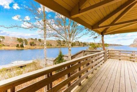 263 Seaward Falmouth MA 02536