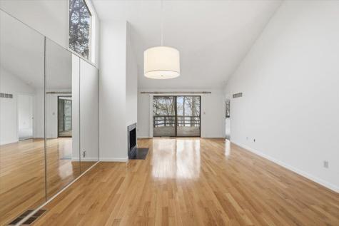 263 Seaward Falmouth MA 02536