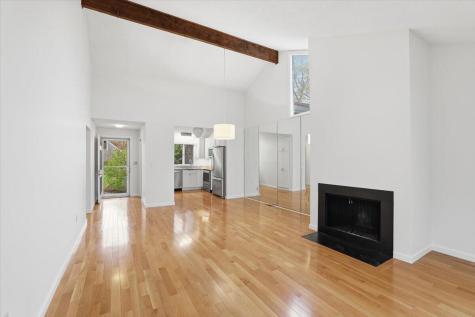 263 Seaward Falmouth MA 02536