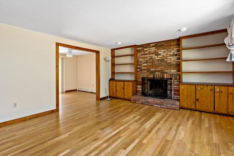 37 Redlands Road MA 02540
