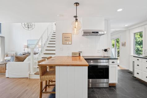 58 Munroe Avenue Oak Bluffs MA 02557