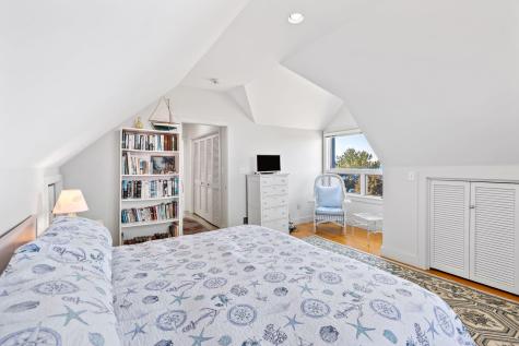 169 Penzance Road Falmouth MA 02543