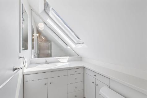 169 Penzance Road Falmouth MA 02543