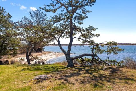 169 Penzance Road Falmouth MA 02543