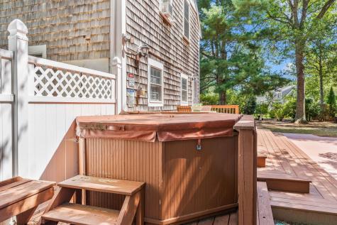 19 Rolling Acres Lane East Falmouth MA 02536