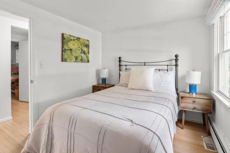 209 Greenwood Avenue Hyannis MA 02601