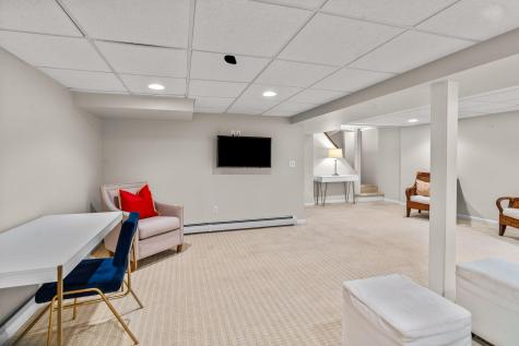 209 Greenwood Avenue Hyannis MA 02601