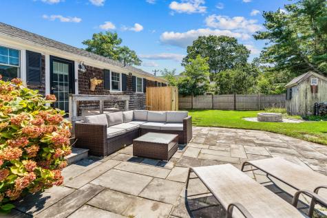 209 Greenwood Avenue Hyannis MA 02601