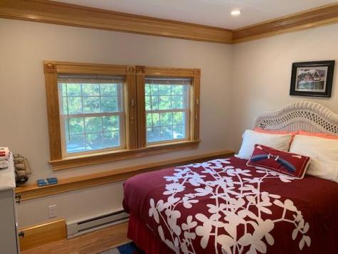 47 E Chop Drive Oak Bluffs MA 02557