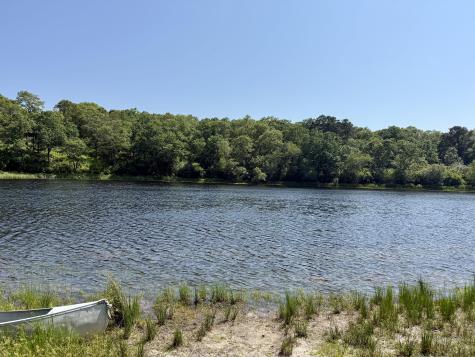 44 Iron Hill Road Oak Bluffs MA 02557