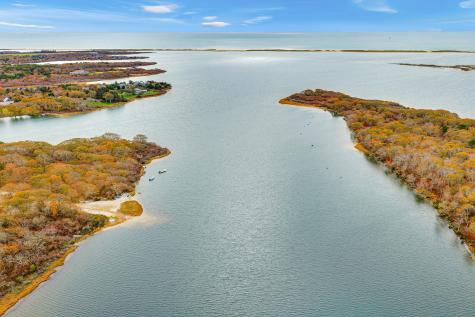 114 Meetinghouse Way Edgartown MA 02539