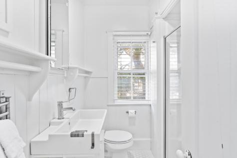 35 New York Avenue Oak Bluffs MA 02557