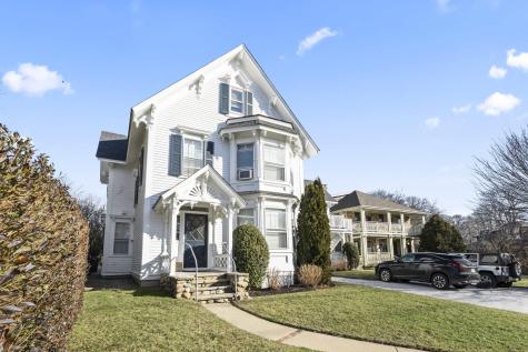 35 New York Avenue Oak Bluffs MA 02557