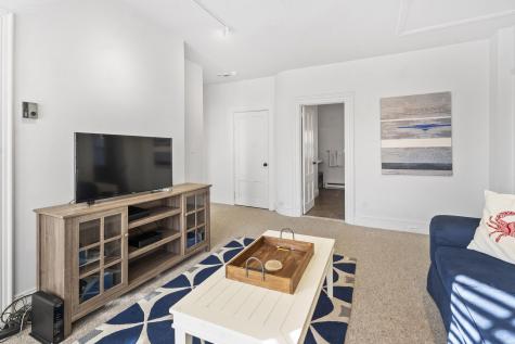 35 New York Avenue Oak Bluffs MA 02557