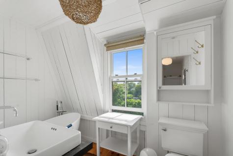 4 Canonicus Avenue Oak Bluffs MA 02557