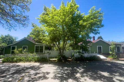 12 & 14 Maple Avenue Oak Bluffs MA 02557