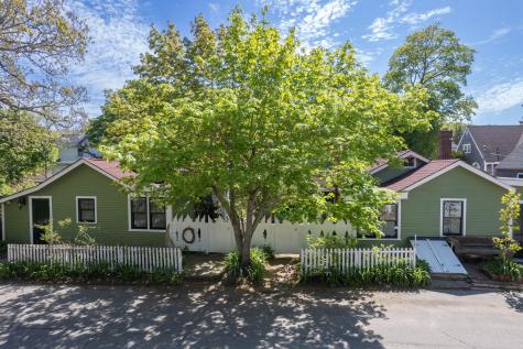12 & 14 Maple Avenue Oak Bluffs MA 02557