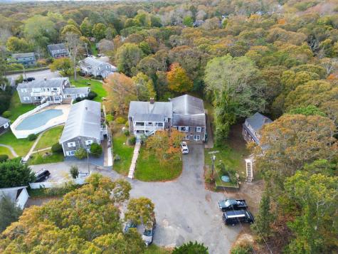 11 Macs Lane Vineyard Haven MA 02568