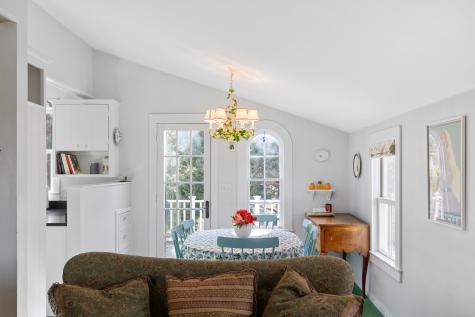 6 Brewster Avenue Oak Bluffs MA 02557