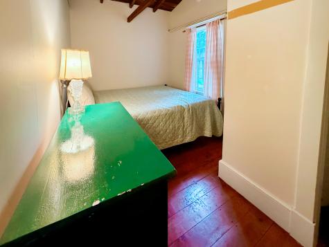 6 Brewster Avenue Oak Bluffs MA 02557