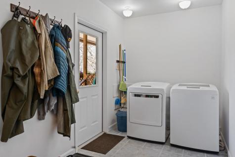 9 Sampson Avenue Edgartown MA 02539