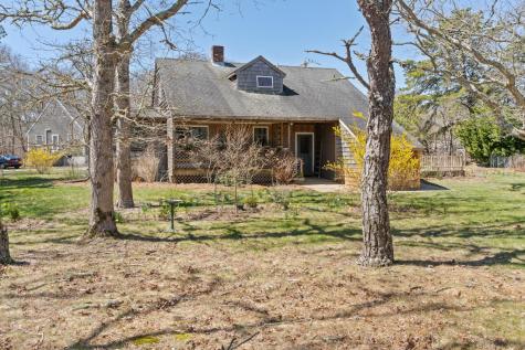 9 Sampson Avenue Edgartown MA 02539