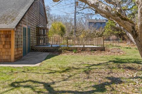 9 Sampson Avenue Edgartown MA 02539