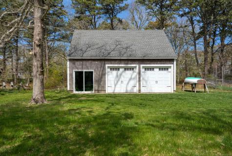 9 Sampson Avenue Edgartown MA 02539