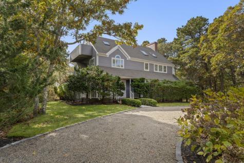 7 South Meadow Lane Oak Bluffs MA 02557