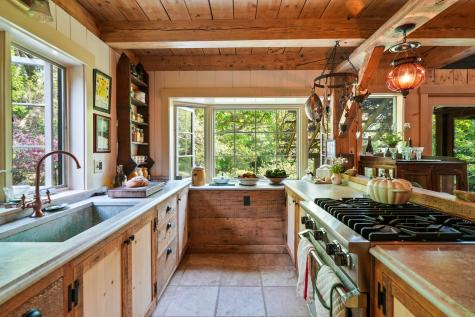 157 Ben Chase Road West Tisbury MA 02575