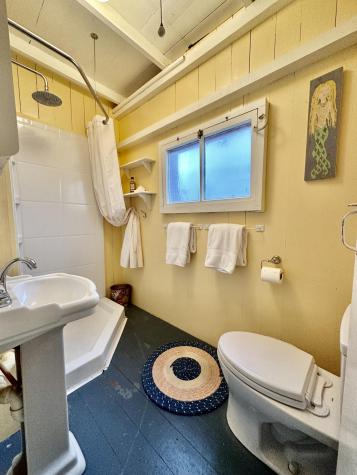 1 Cottage Park Oak Bluffs MA 02557