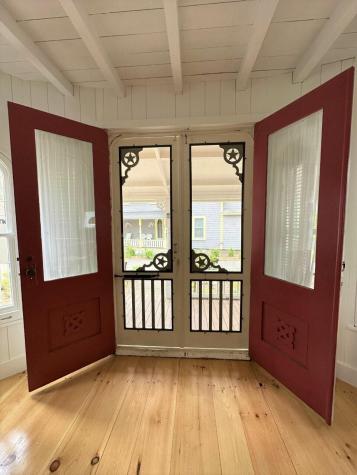 1 Cottage Park Oak Bluffs MA 02557