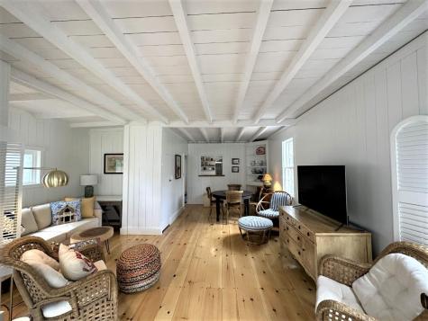 1 Cottage Park Oak Bluffs MA 02557