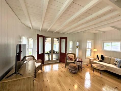 1 Cottage Park Oak Bluffs MA 02557